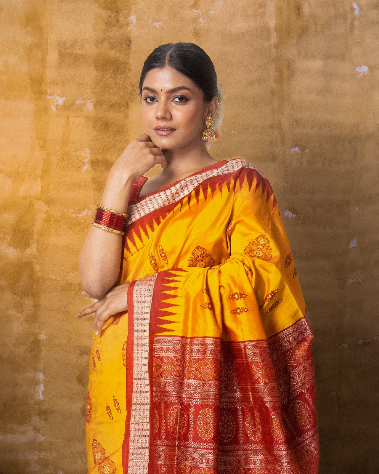 Yellow Patola Silk Saree With Zari Woven Motifs 4865SR03